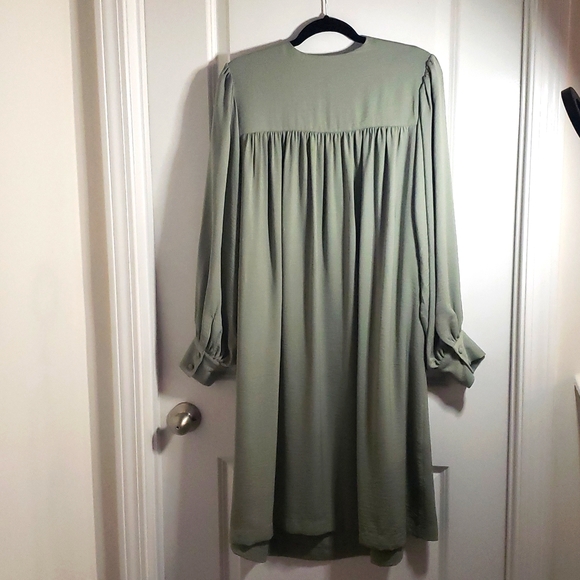 Prologue Sage Green Dress - Picture 3 of 3
